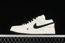Picture of Air Jordan 1 LOW _SKUfw18028362768381845fw